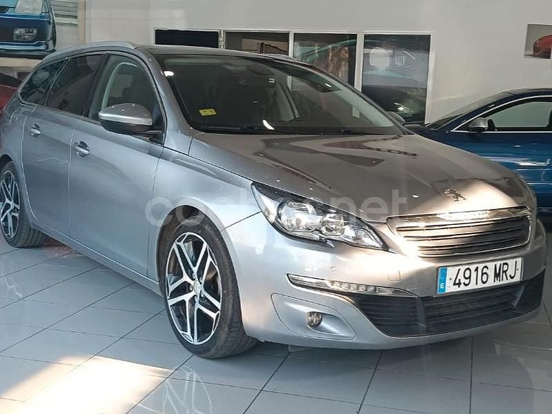Gris / plata Usado 2015 Peugeot 308 Business-Line Familiar | 6699 € (Buen precio) - Imagen 1/4