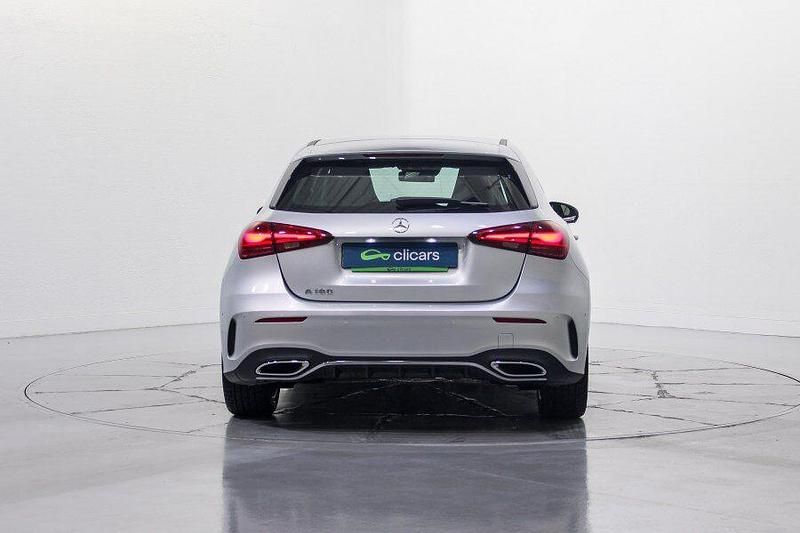 Usado Mercedes A180 Advanced 136 CV (100 kW) 2023 Gris