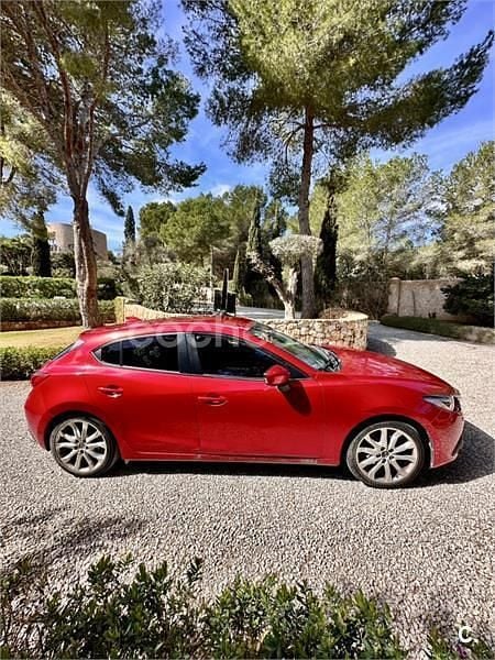 Usado Mazda 3 Luxury 120 CV (88 kW) 2015 Rojo Berlina