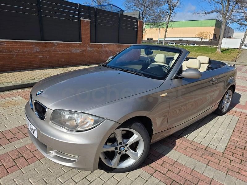 Usado BMW 120 Cabriolet 177 CV (130 kW) 2010 Beige Descapotable