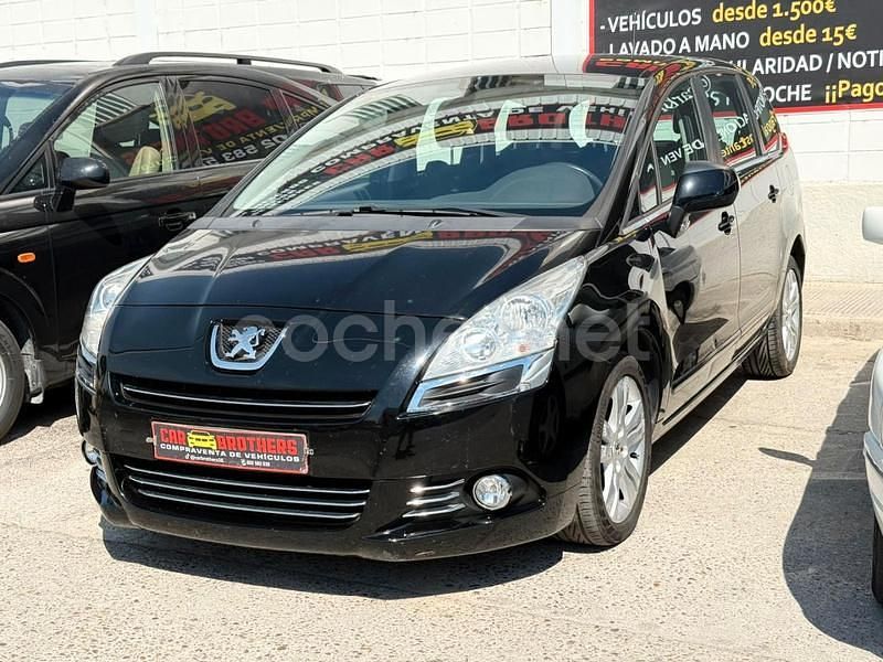 Negro Usado 2011 Peugeot 5008 Access Monovolumen | 5900 € (Un poco caro) - Imagen 1/4