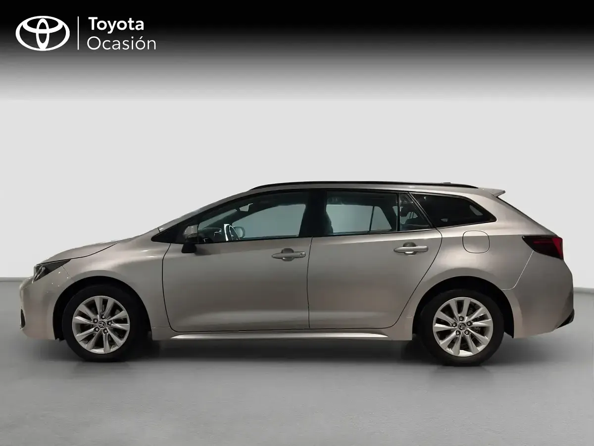 Usado Toyota Corolla Active 140 CV (102 kW) 2023 Gris Familiar