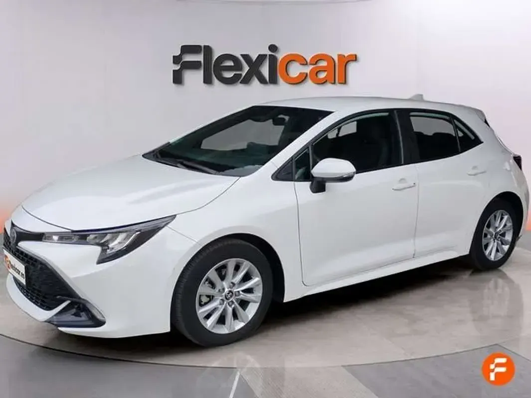 Usado Toyota Corolla Edition 140 CV (102 kW) 2024 Blanco Utilitario