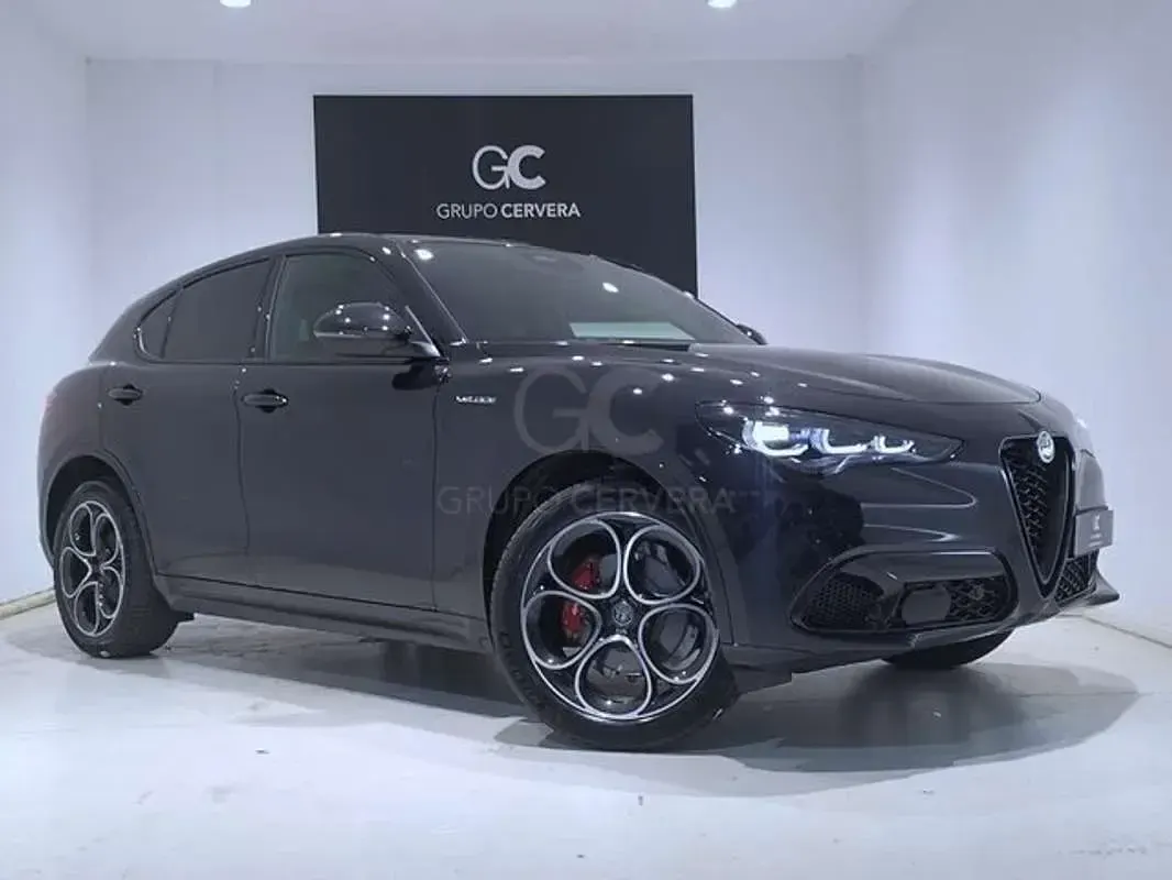 Nuevo Alfa Romeo Stelvio Veloce 209 CV (153 kW) 2026 Negro SUV
