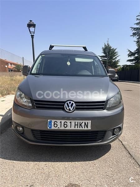 Gris / plata Usado 2012 VW Caddy Comfortline Monovolumen | 8500 € (Buen precio) - Imagen 1/4