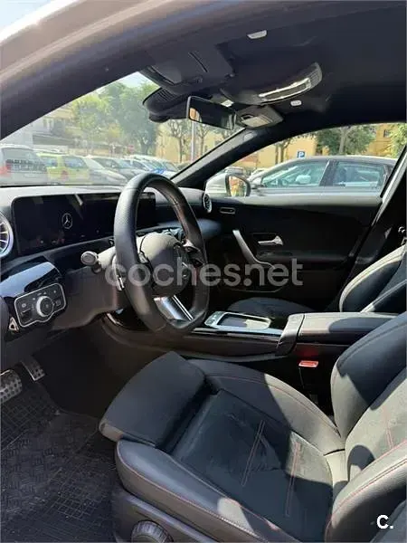 Usado Mercedes A250 218 CV (160 kW) 2023 Gris / plata Berlina