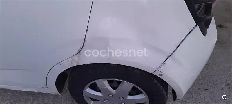 Usado Chevrolet Aveo LTZ 100 CV (73 kW) 2013 Blanco Berlina