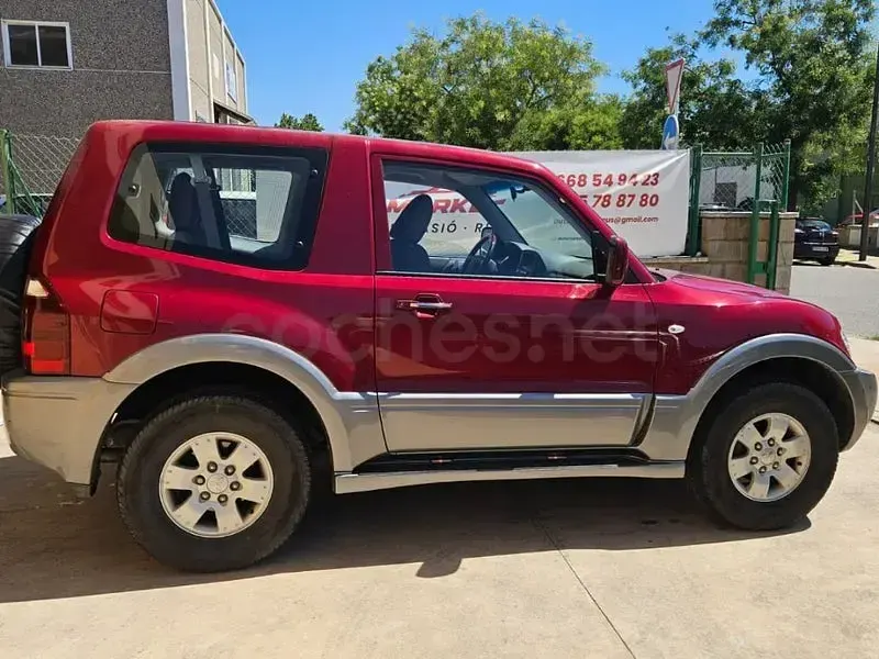 Usado Mitsubishi Montero Intense 160 CV (117 kW) 2005 Granate SUV