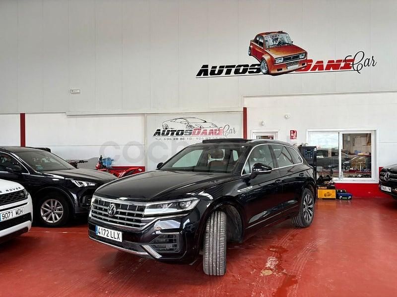 Usado VW Touareg R-line 231 CV (169 kW) 2021 Negro SUV