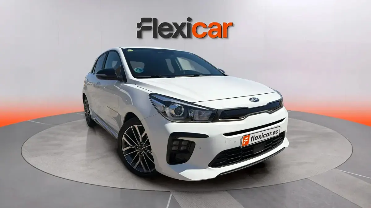 Usado Kia Rio GT-Line 120 HP (88 kW) 2020 Sedan