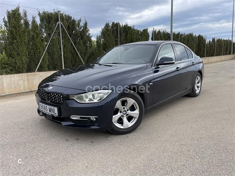 Usado BMW 320 Efficient Dynamics 163 CV (119 kW) 2014 Azul Berlina