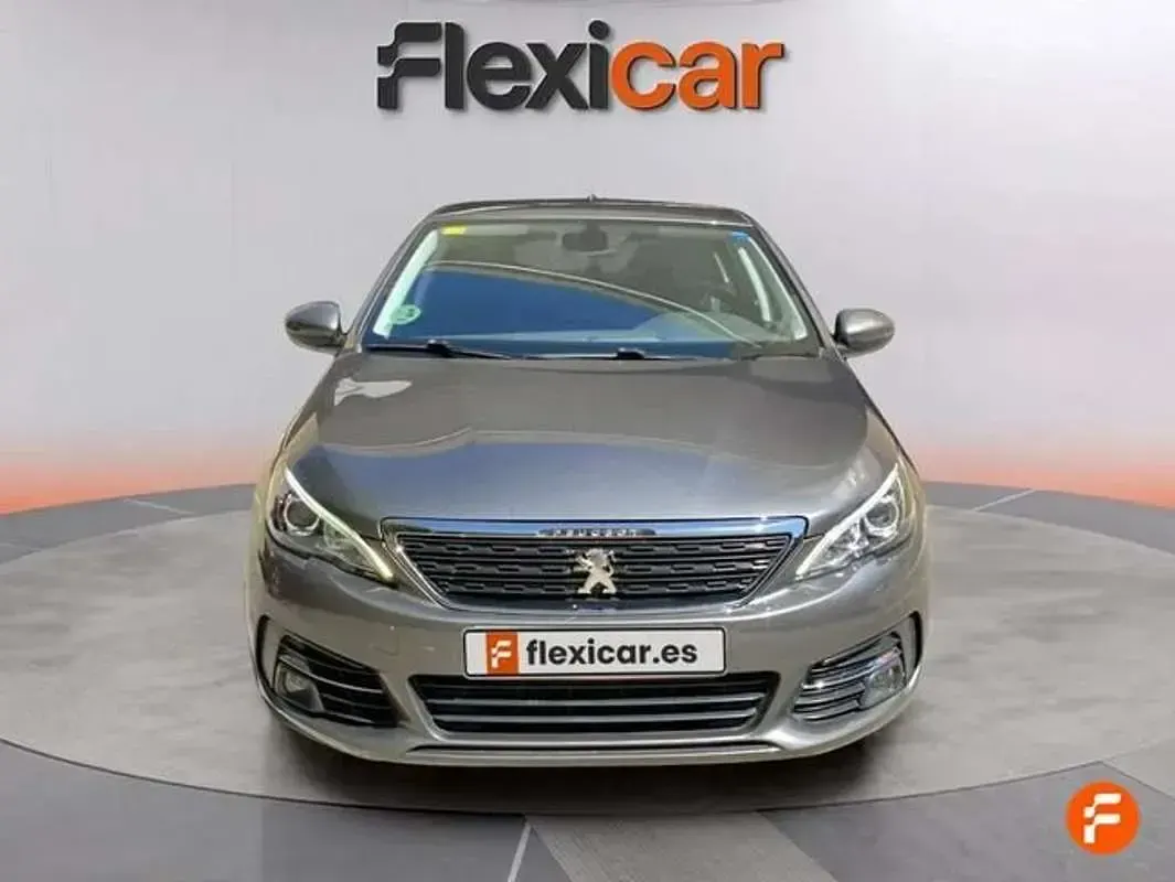 Używany Peugeot 308 SW Allure 131 KM (96 kW) 2020 Szary Kombi