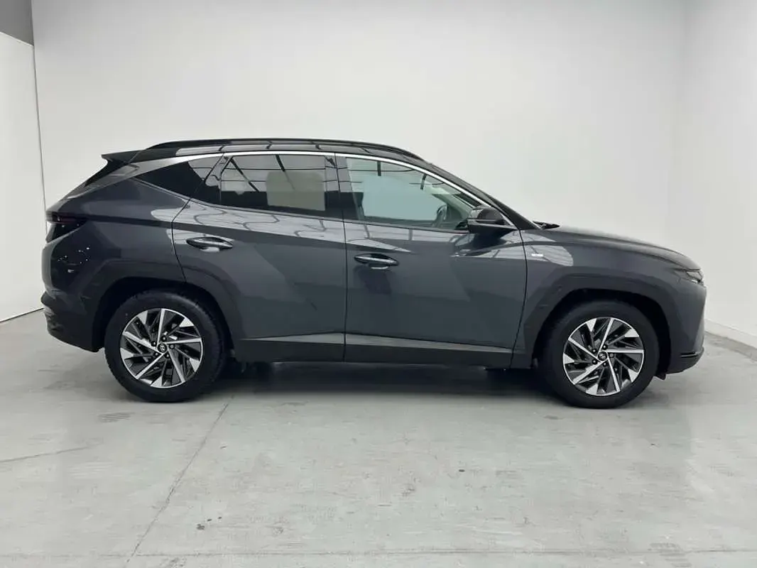 Usado Hyundai Tucson 136 CV (100 kW) 2021 Gris oscuro SUV