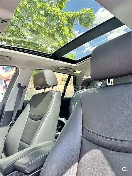 Usado BMW 320 170 CV (125 kW) 2011 Negro Familiar