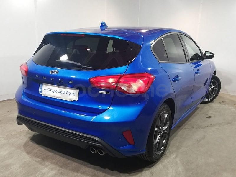 Usado Ford Focus ST-Line 125 CV (91 kW) 2022 Azul Berlina