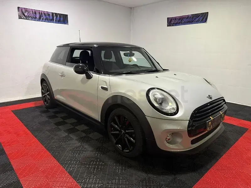 Usado Mini Cooper 136 CV (100 kW) 2018 Gris / plata Utilitario