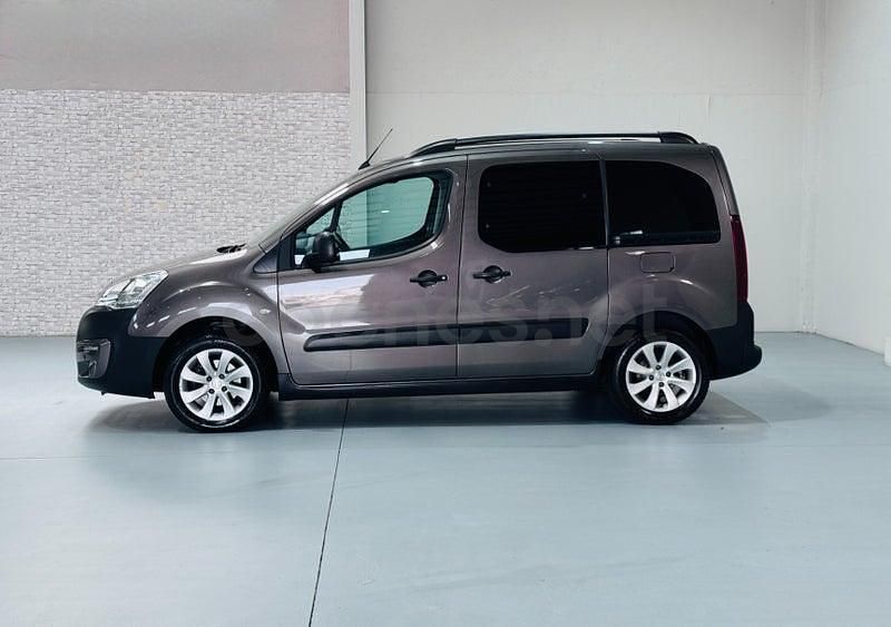 Usado Peugeot Partner Tepee Style 120 CV (88 kW) 2018 Marrón Monovolumen