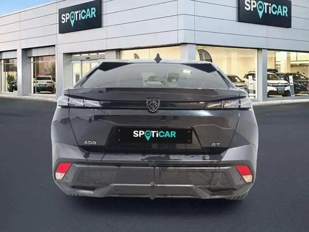 Usado Peugeot 408 GT 131 CV (96 kW) 2023 Negro SUV