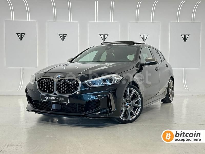 Negro Usado 2020 BMW M135 Comfort Edition Utilitario | 31.900 € (Precio justo) - Imagen 1/4