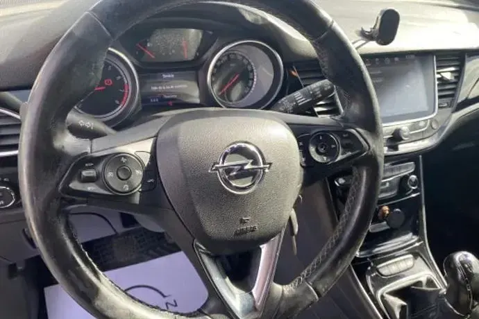 Usado Opel Astra Elegance 140 CV (102 kW) 2018