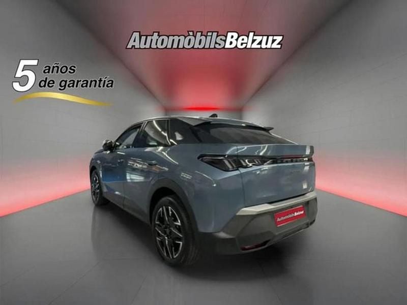 Usado Peugeot 3008 Allure 145 CV (106 kW) 2025 Gris SUV