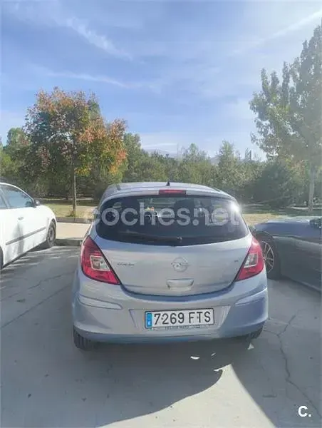 Usado Opel Corsa Enjoy 90 CV (66 kW) 2007 Gris / plata Utilitario