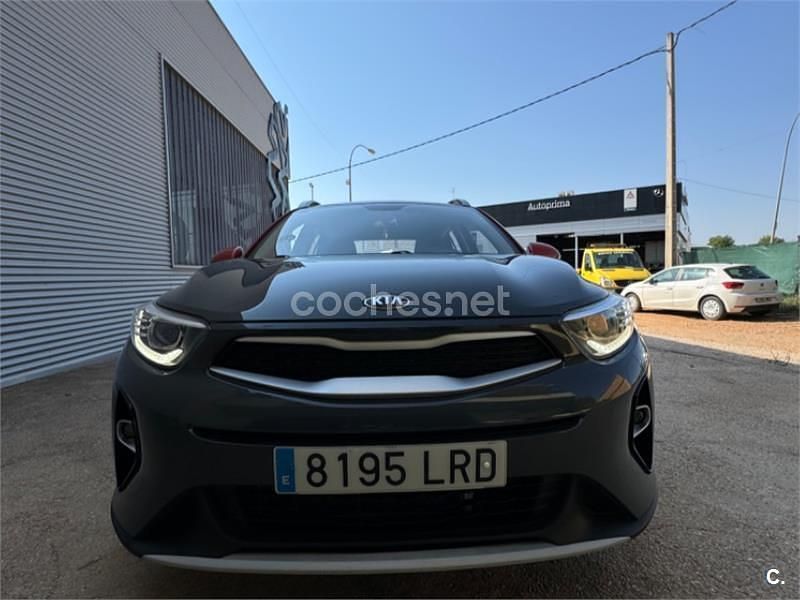 Gris / plata Usado 2021 Kia Stonic SUV | 11.950 € (Super precio) - Imagen 1/4