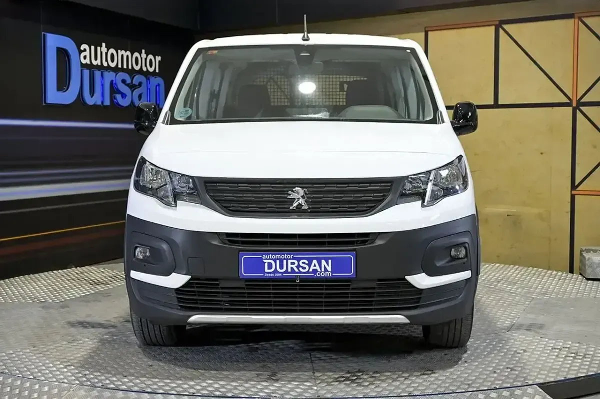 Gebraucht Peugeot Rifter Business-Line 102 PS (75 kW) 2023 Weiß Van / Kleinbus