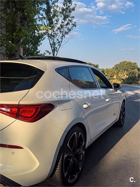 Blanco Usado 2022 Cupra Leon VZ Berlina | 28.700 € (Precio justo) - Imagen 1/4