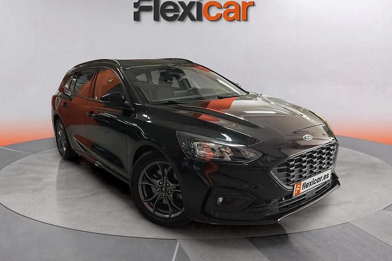 Negro Usado 2020 Ford Focus Active Utilitario | 14.990 € (Precio justo) - Imagen 1/4
