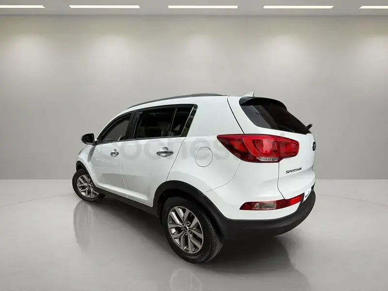 Usado Kia Sportage 115 CV (84 kW) 2016 Blanco SUV
