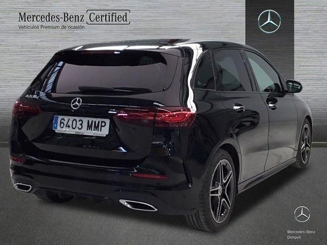 Usado Mercedes B200 AMG line 150 CV (110 kW) 2024 Negro noche Monovolumen