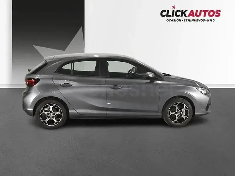Usado MG MG3 Comfort 116 CV (85 kW) 2025 Gris / plata Utilitario
