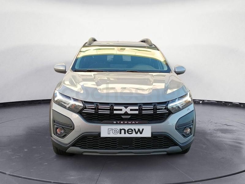 Usado Dacia Sandero Expression 91 CV (66 kW) 2023 Gris / plata Berlina