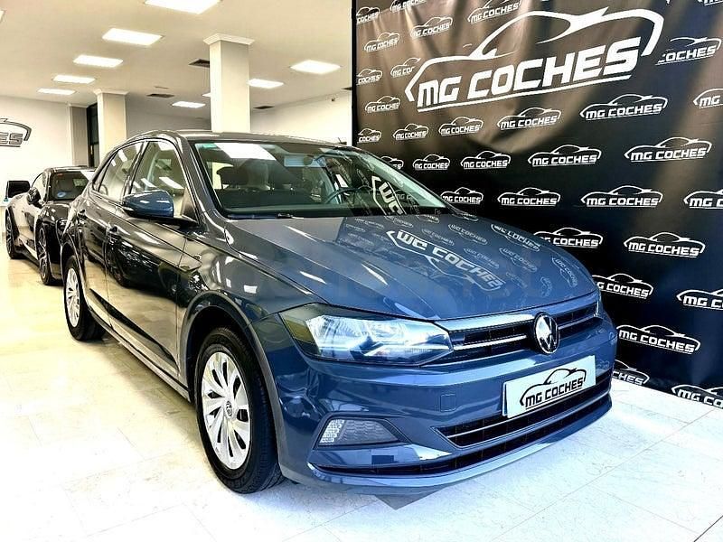 Usado VW Polo Advance 95 CV (69 kW) 2020 Gris / plata Utilitario