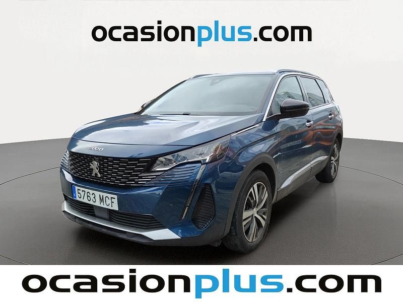 Usado Peugeot 5008 Allure 131 CV (96 kW) 2022 Azul SUV