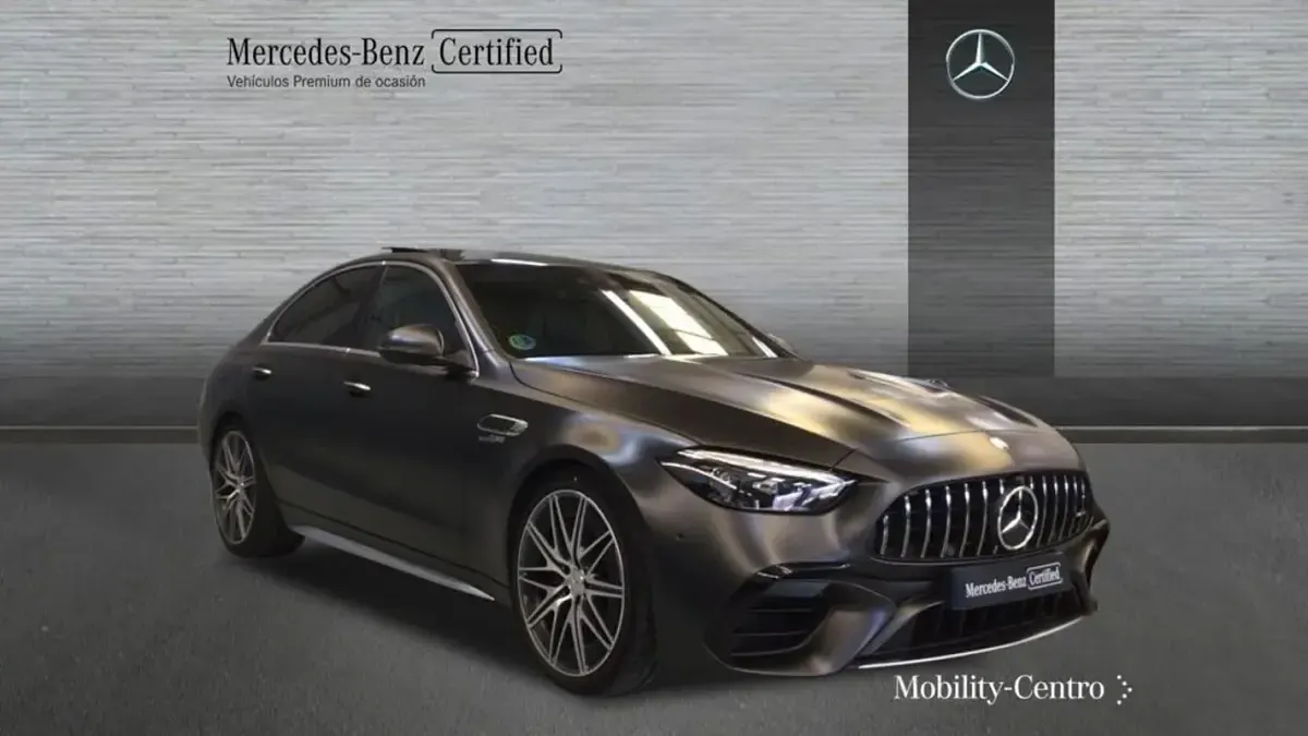 Usado Mercedes C63 S E Performance AMG 476 CV (350 kW) 2024 Manufaktur gris grafito magno