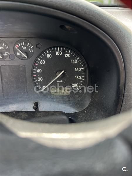 Usado VW Polo 50 CV (36 kW) 1992 Gris / plata Coupe