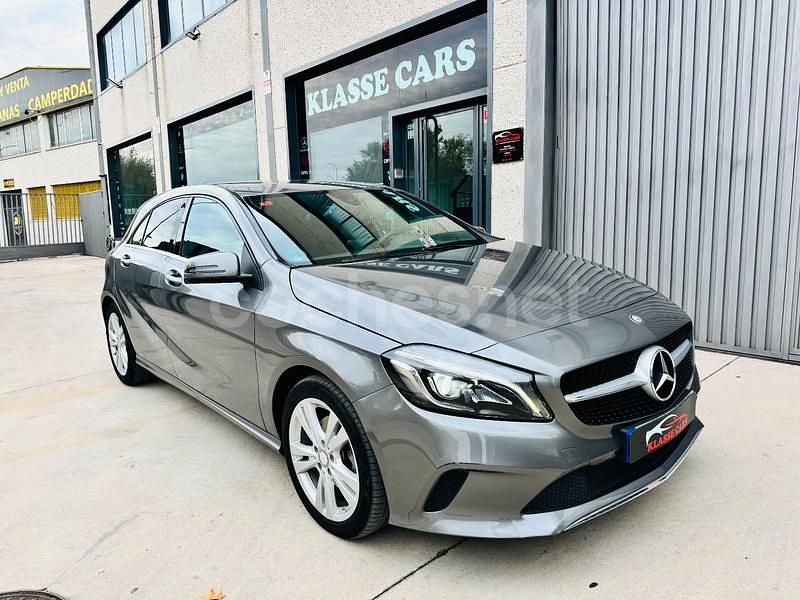 Gris / plata Usado 2016 Mercedes A200 Urban Berlina | 17.999 € (Precio justo) - Imagen 1/4