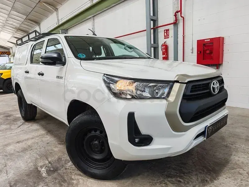 Usado Toyota HiLux 150 CV (110 kW) 2021 Blanco Pickup/Camioneta
