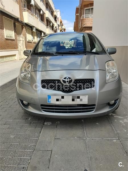 Etiqueta b (amarilla) Usado 2010 Toyota Yaris Sol Berlina | 5300 € (Precio justo) - Imagen 1/4