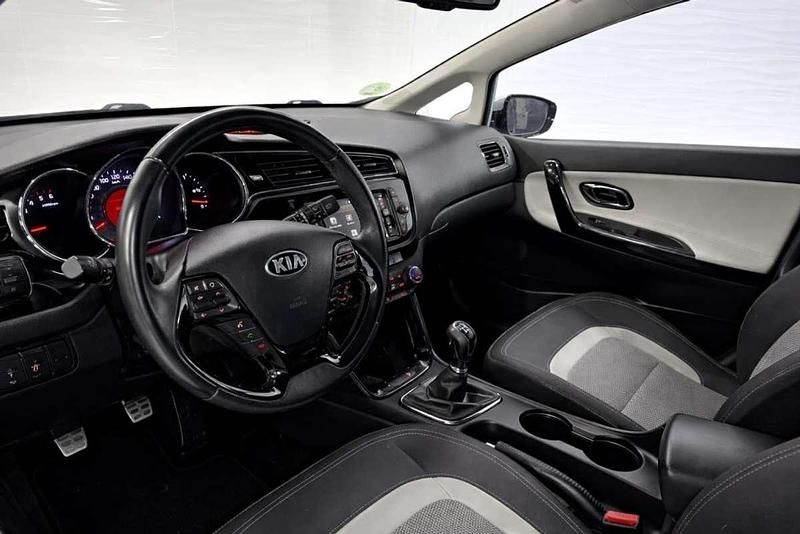 Usado Kia Ceed GT Plus 90 CV (66 kW) 2018 Blanco Utilitario