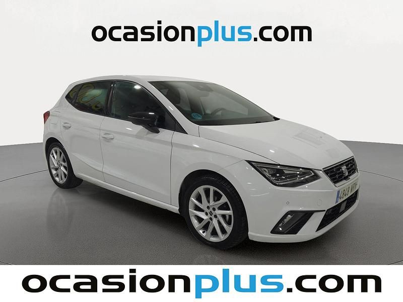 Usado Seat Ibiza FR 150 CV (110 kW) 2024 Blanco Berlina