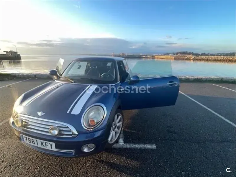 Usado Mini Cooper 116 CV (85 kW) 2007 Azul Utilitario