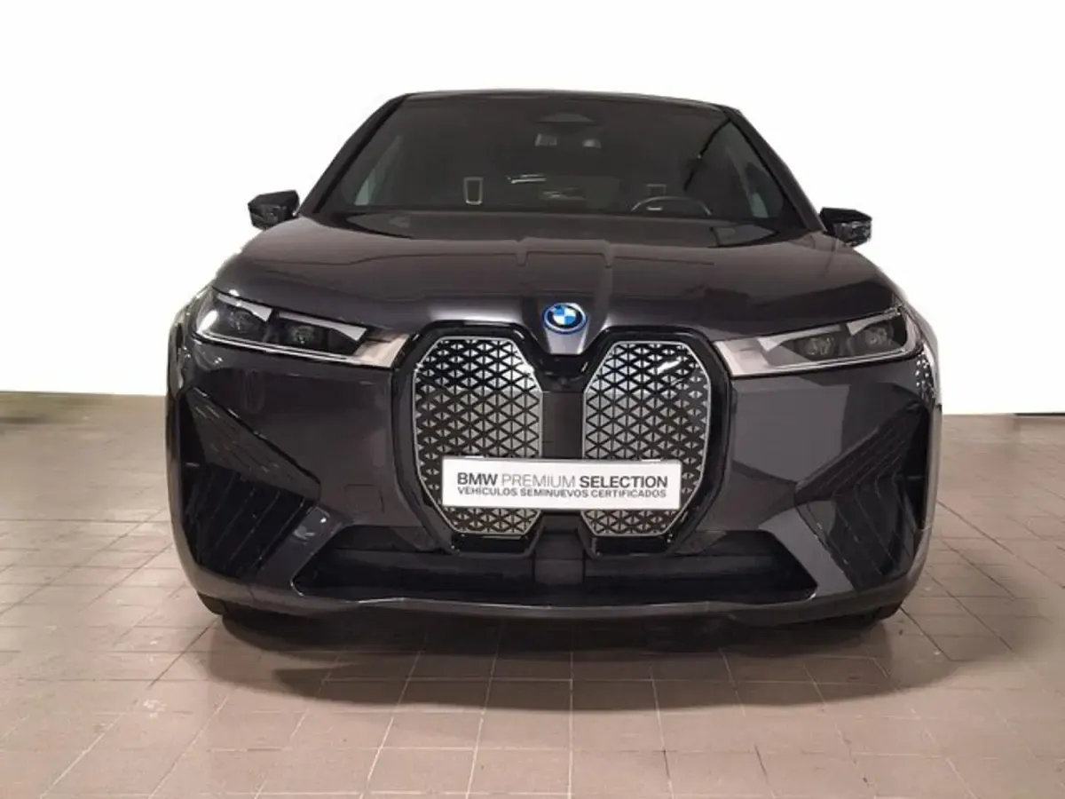 Usado BMW iX Comfort Edition 239 kW (326 CV) 2022 Eléctrico SUV