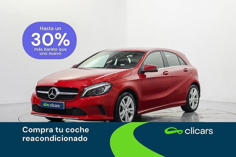 Rojo Usado 2017 Mercedes A180 Berlina | 17.890 € (Buen precio) - Imagen 1/4