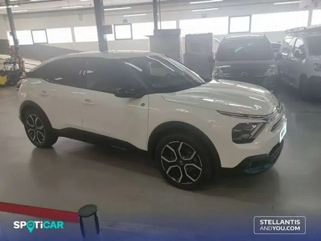 Usado Citroën e-C4 Feel 100 kW (136 CV) 2021 Blanco Berlina