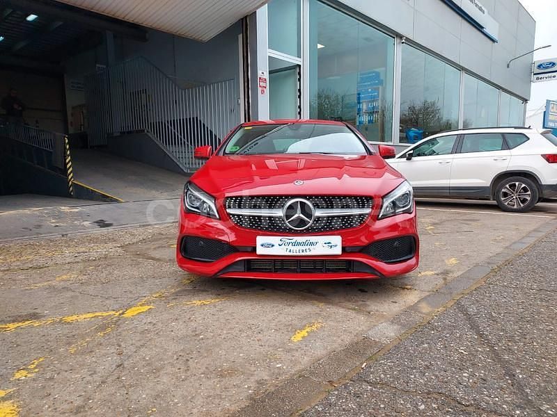 Rojo Usado 2018 Mercedes CLA200 Berlina | 27.500 € - Imagen 1/4