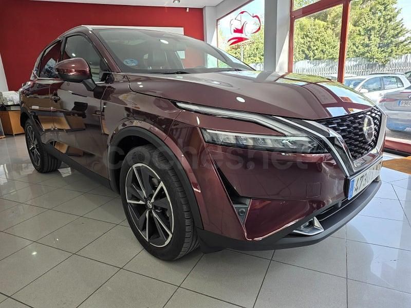 Usado Nissan Qashqai Tekna 140 CV (102 kW) 2022 Violeta / lila SUV