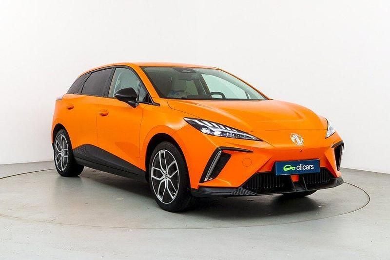 Usado MG MG4 EV Luxury 150 kW (204 CV) 2024 Naranja Utilitario
